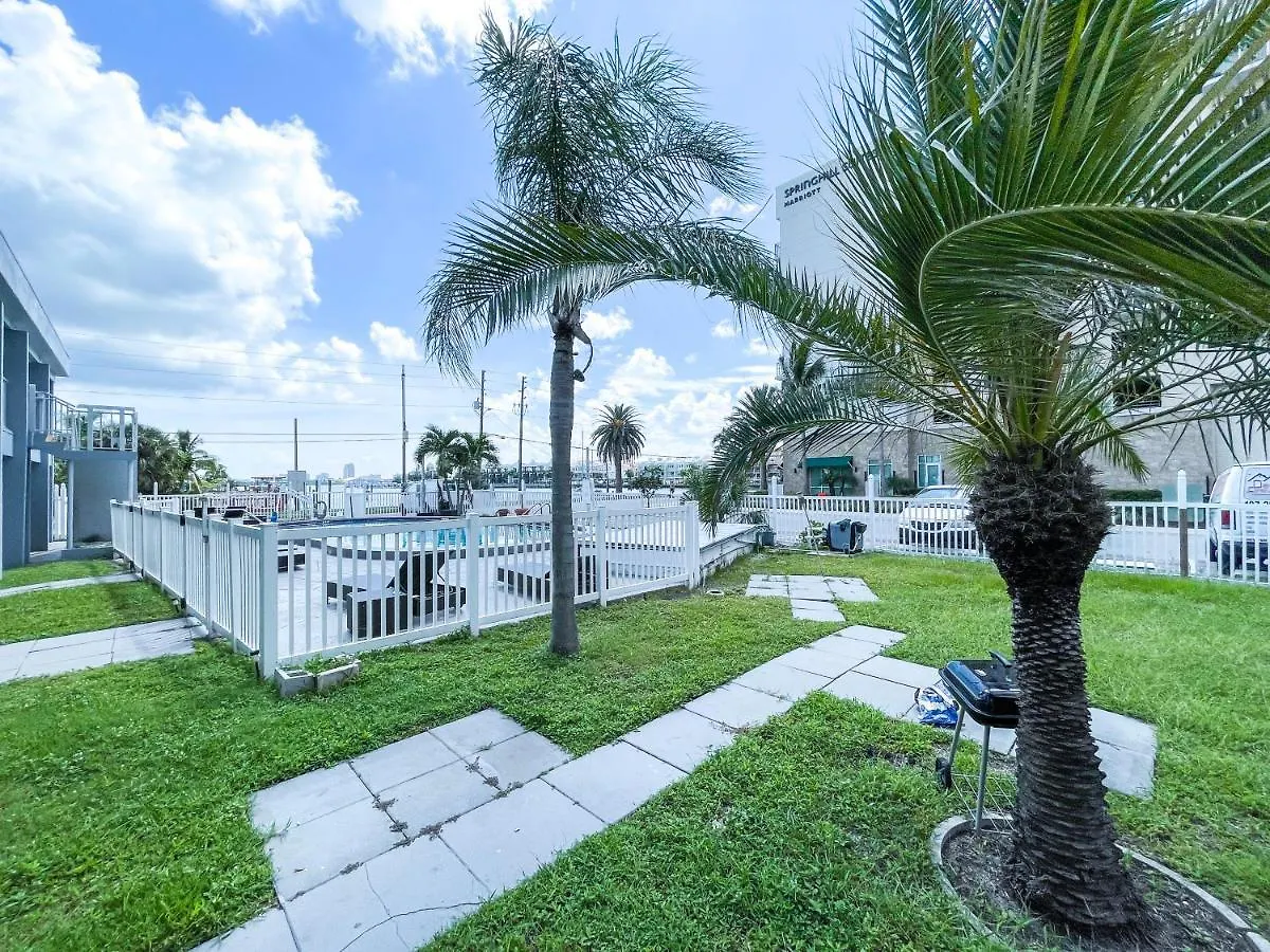 Sunrise Resort Motel South Clearwater Beach 0*,  United States